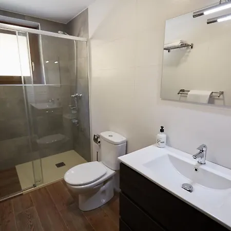 別荘 Cozy House Divided Into In Cangas De On S *