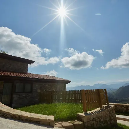 Cozy House Divided Into In Cangas De On S *